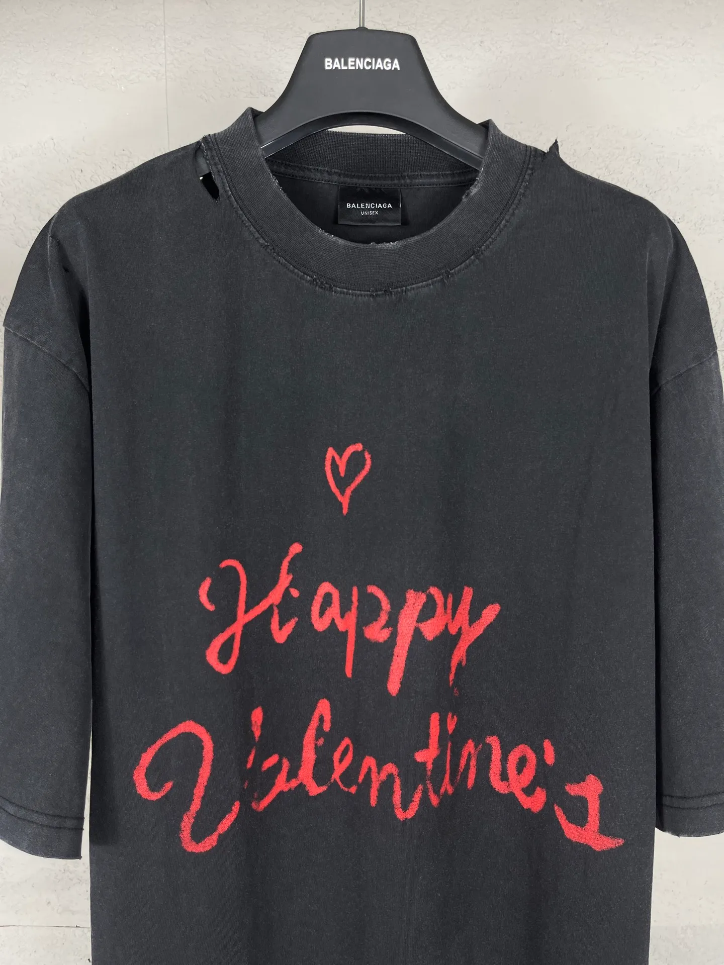 【 . Quality】BALENCI*GA/ .SS 25 New Arrival， 。 T . . Authentic ， ！ 。 ZP 。 260 ， . ， ，。 。 . ， 。 OS . Same Style ：BL 253661 ： ， Size：XS S M L